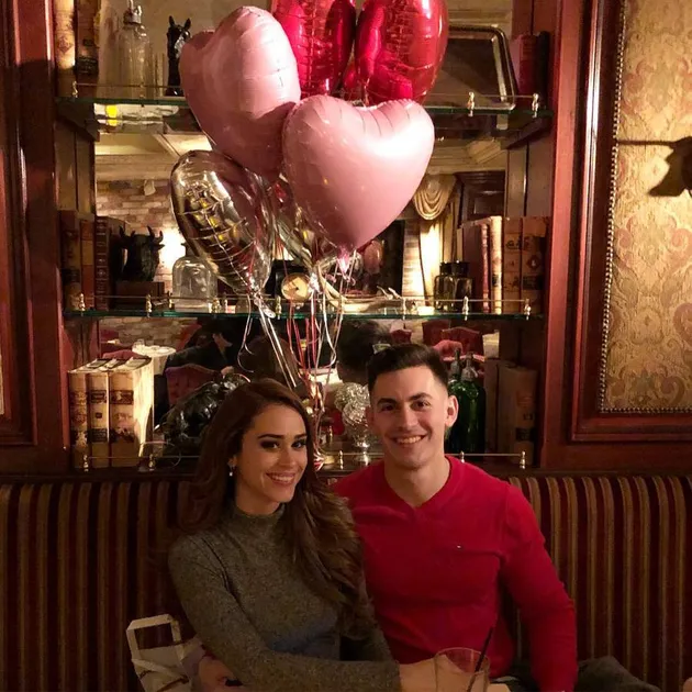 Momen kebersamaan Doug Censor Martin &amp; Yanet Garcia