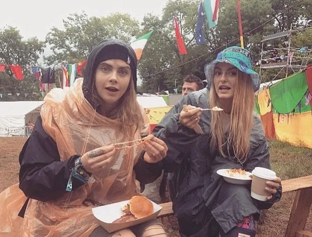 Momen Memalukan Cara Delevingne