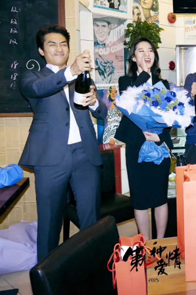 Song Seung Hun &amp; Liu Yifei PDKT