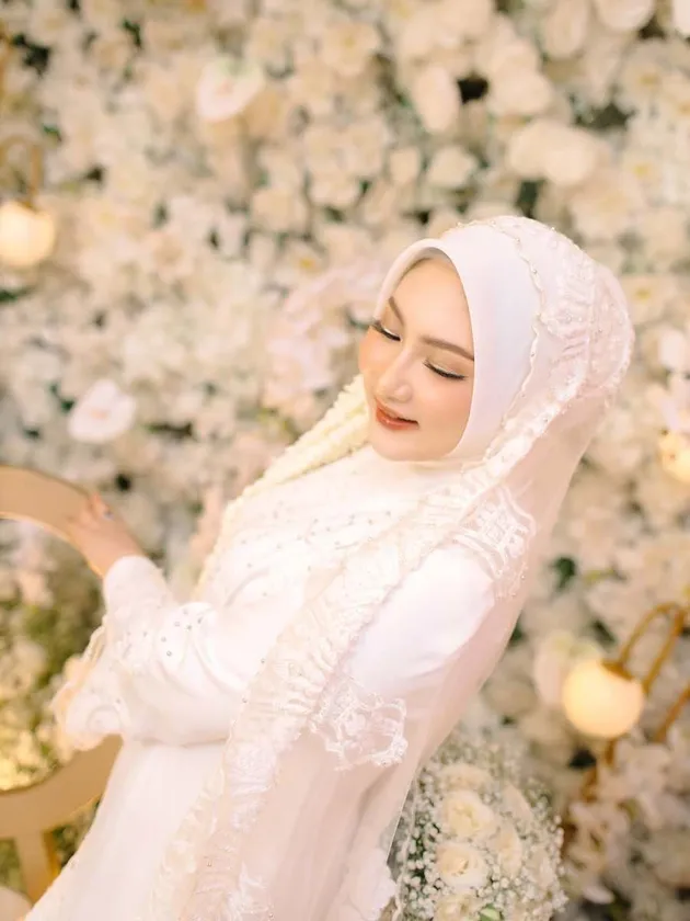 Fita istri Ressa Rosano
