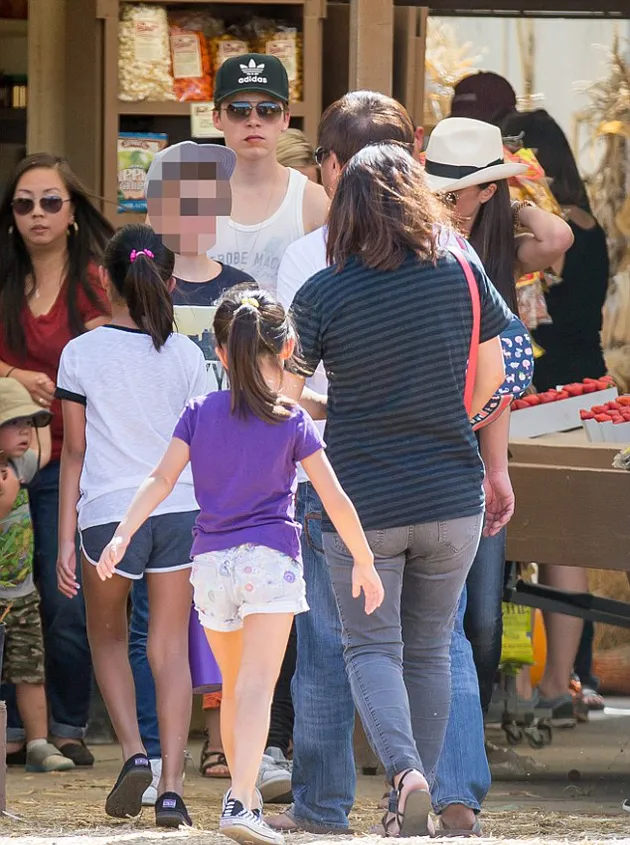 David - Victoria Beckham Belanja Halloween
