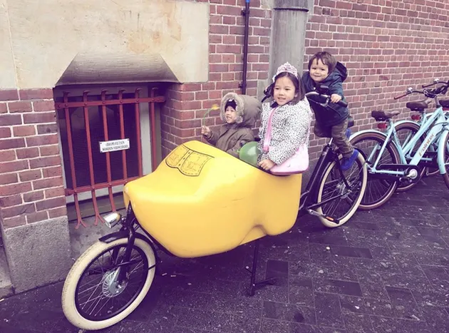 Momen Sebentar Jessica Iskandar - Jennifer Bachdim di Amsterdam