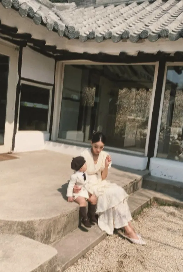 Terlihat bahagia bersama sang putra