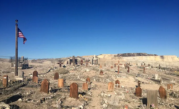 boneka badut, tempat seram, tempat menyeramkan
