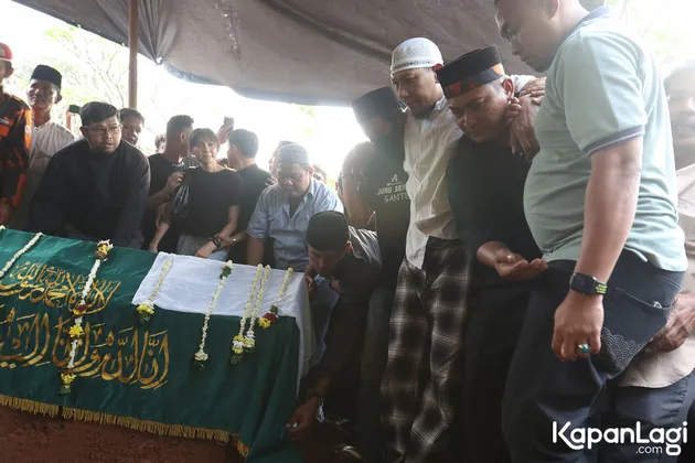Mpok Alpa Suami