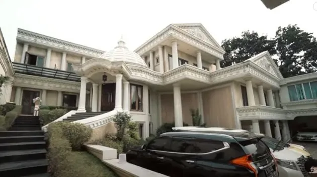 rumah seleb, rumah seleb indonesia, rumah mewah seleb indonesia