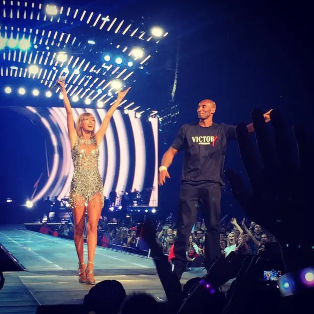 Musisi Yang Kalah Tinggi Dengan Taylor Swift