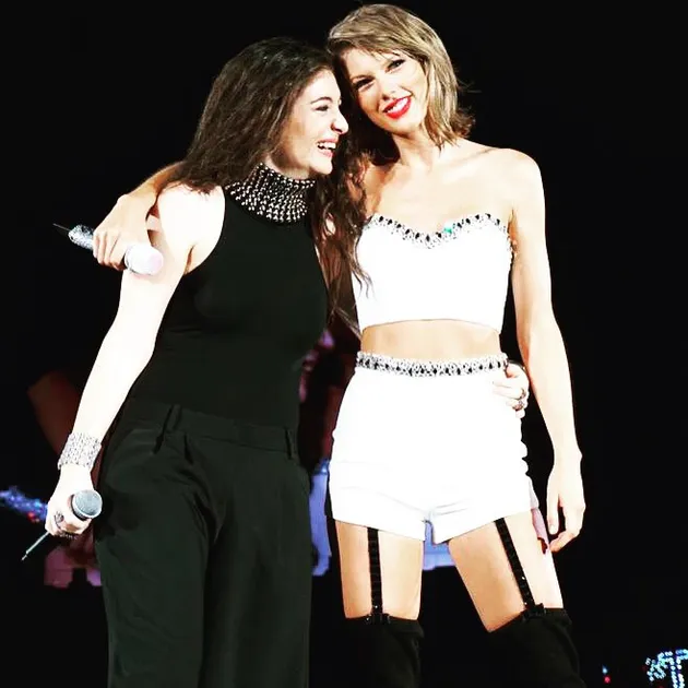 Musisi Yang Kalah Tinggi Dengan Taylor Swift