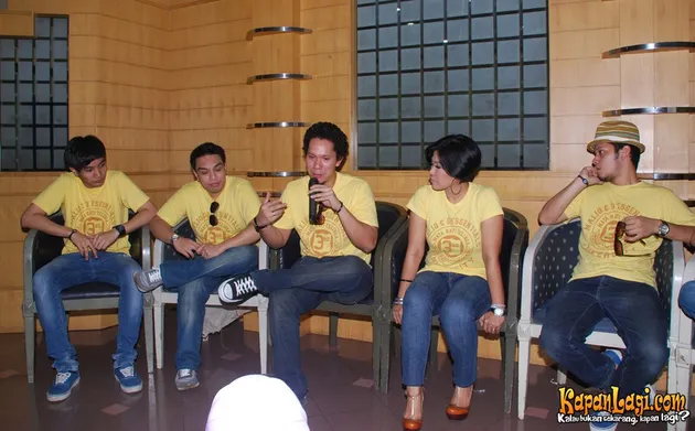 Maliq and D Essentials