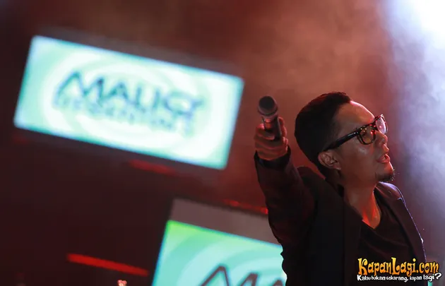 Maliq and D Essentials 