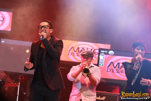 Maliq and D Essentials 