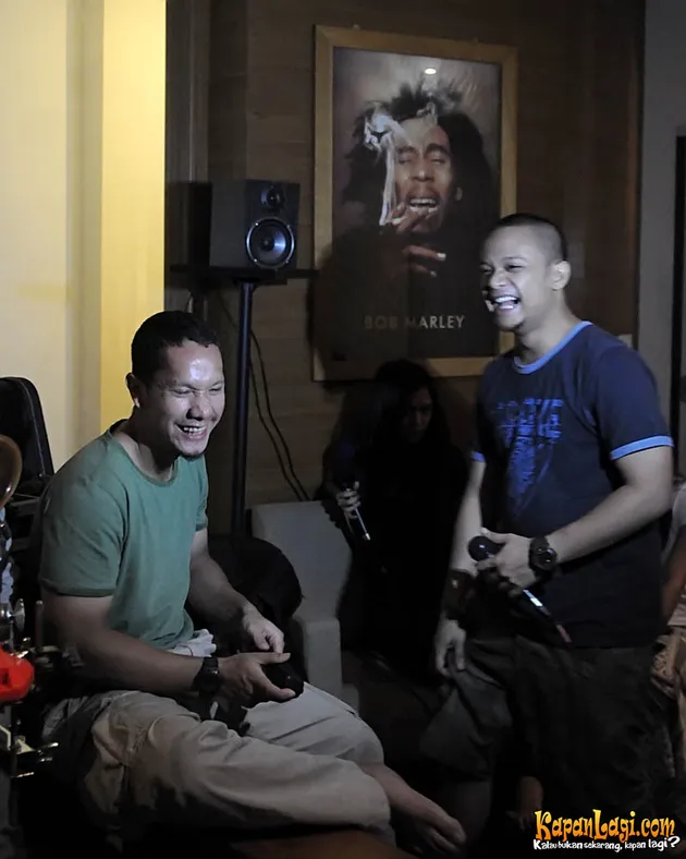 Maliq and D Essentials
