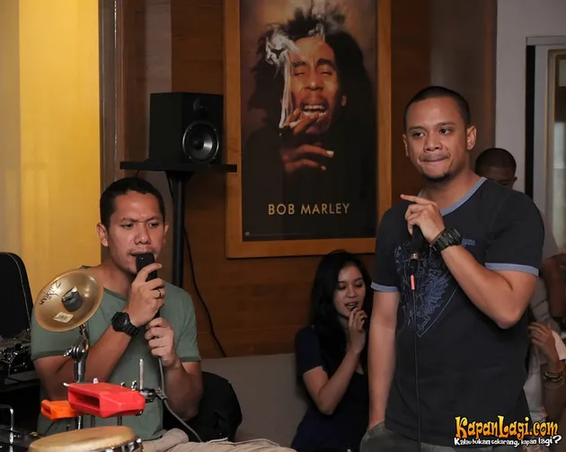 Maliq and D Essentials