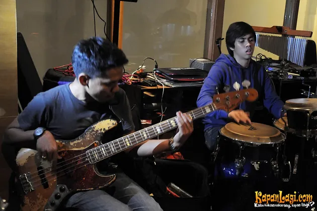 Maliq and D Essentials