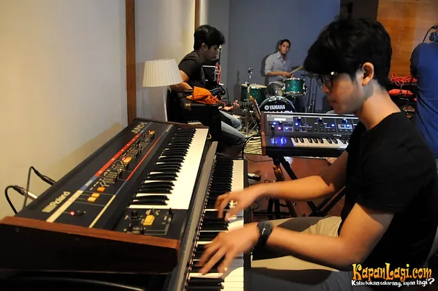 Maliq and D Essentials