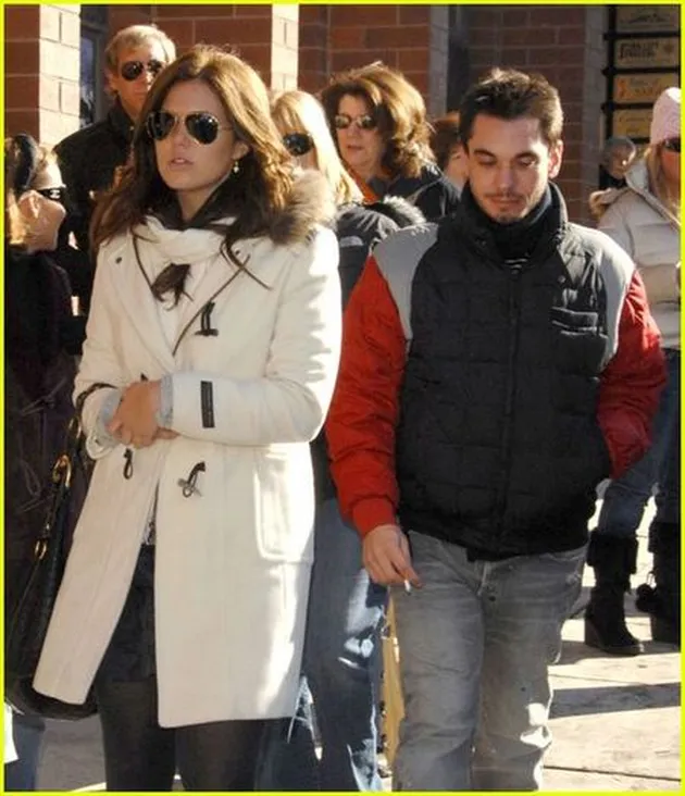 mandy_moore_dj_am