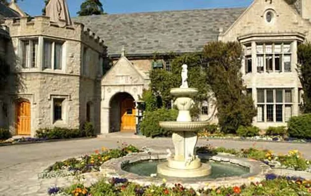 Hugh Hefner - Crystal Harris Menikah