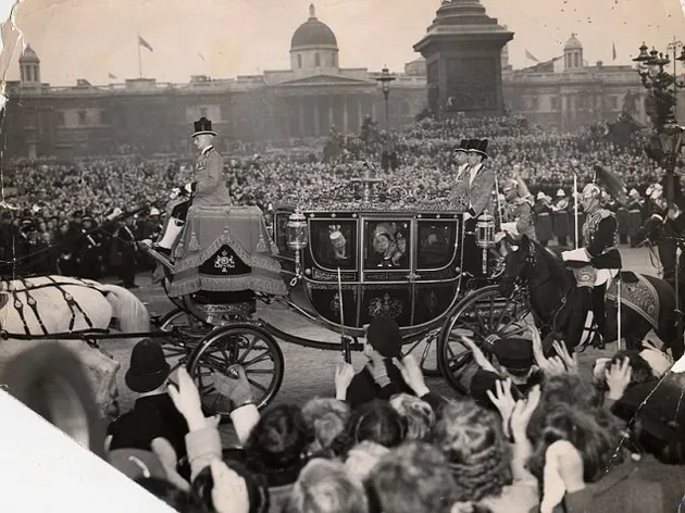 Ratu Elizabeth II