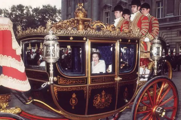 Ratu Elizabeth II