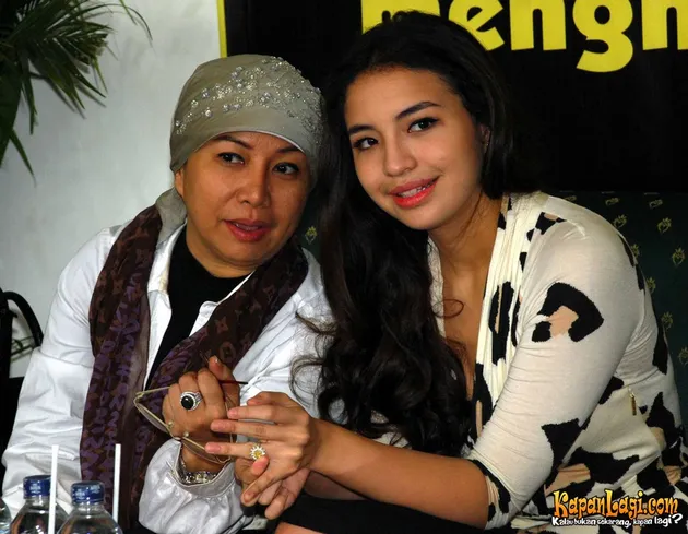 manohara odelia pinot