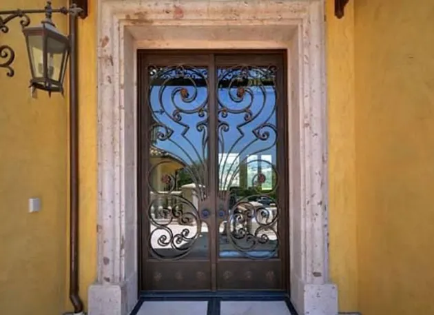 KIm Kardashian, Kanye West