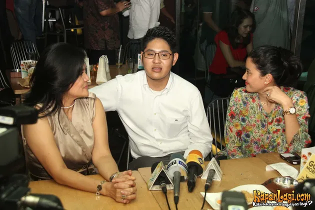 Marcella Zalianty dan Tetty Liz Indriaty