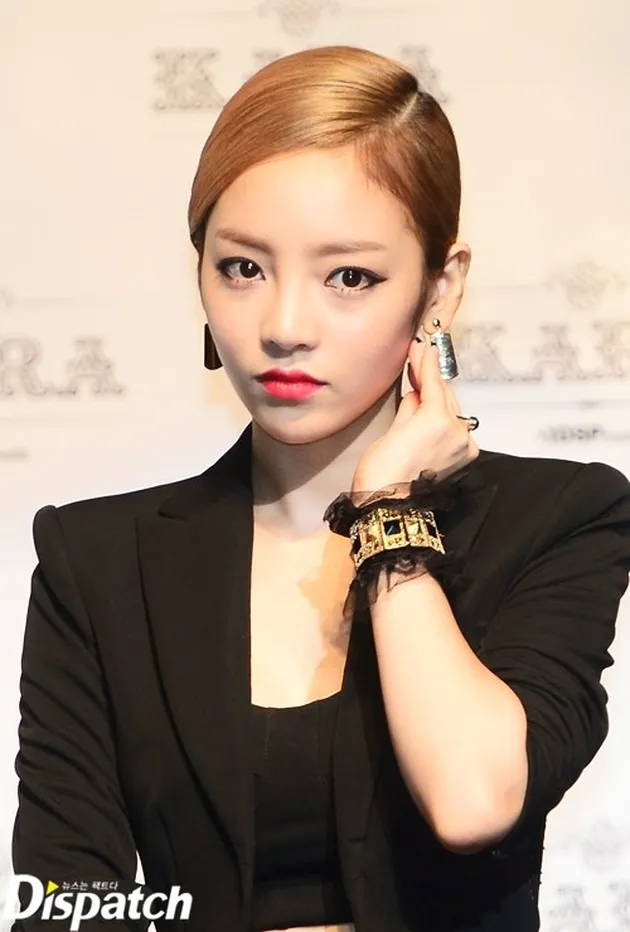 hyuna, goo hara, mata