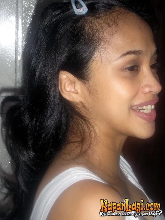 melly manuhutu