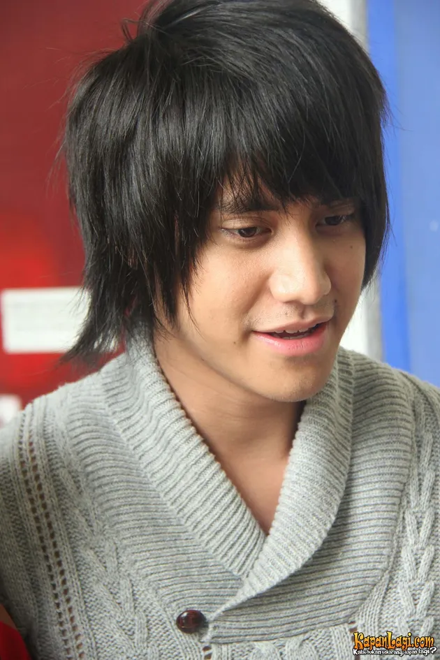 Kevin Aprilio - Memes