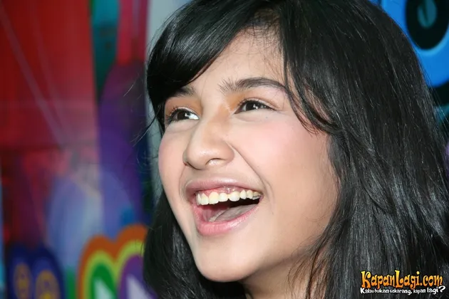 mikha tambayong