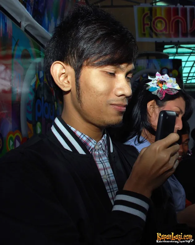 Mirasih Tyas Endah, Tria Changcuters