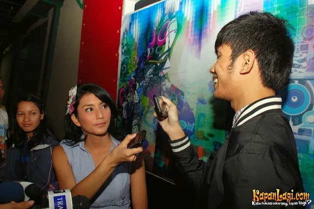 Mirasih Tyas Endah, Tria Changcuters