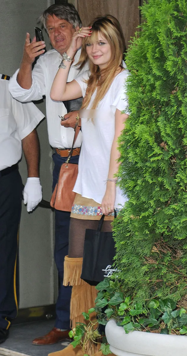 mischa_barton_transparan