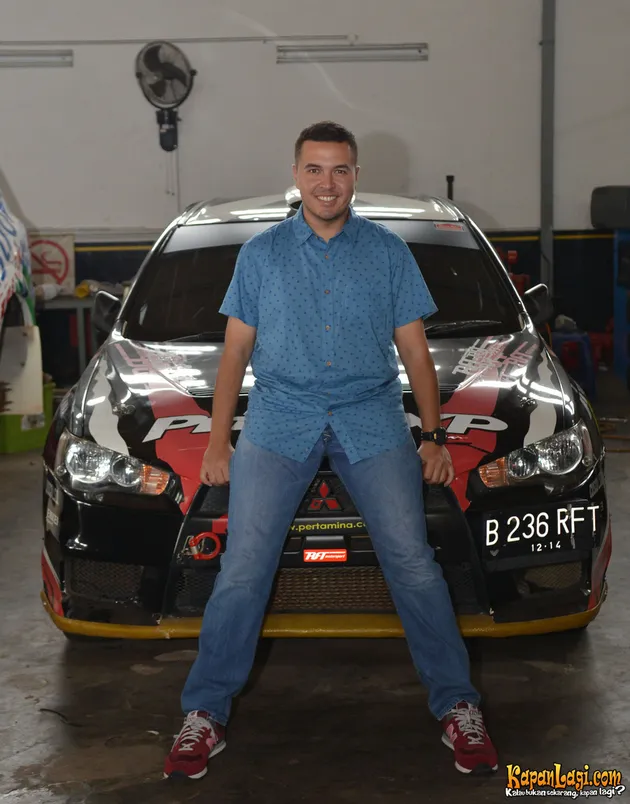 Rifat Sungkar