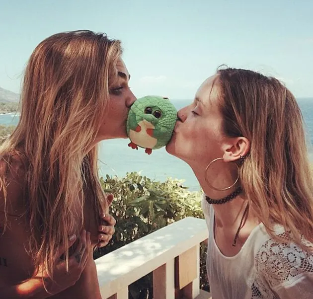 Cara Delevingne di Bali
