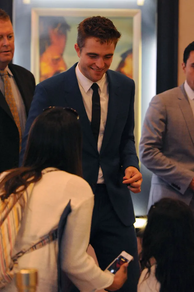 Robert Pattinson