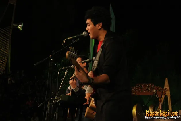 Bawakan Tema Cinta