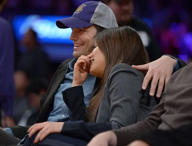 Ashton Kutcher - Mila Kunis