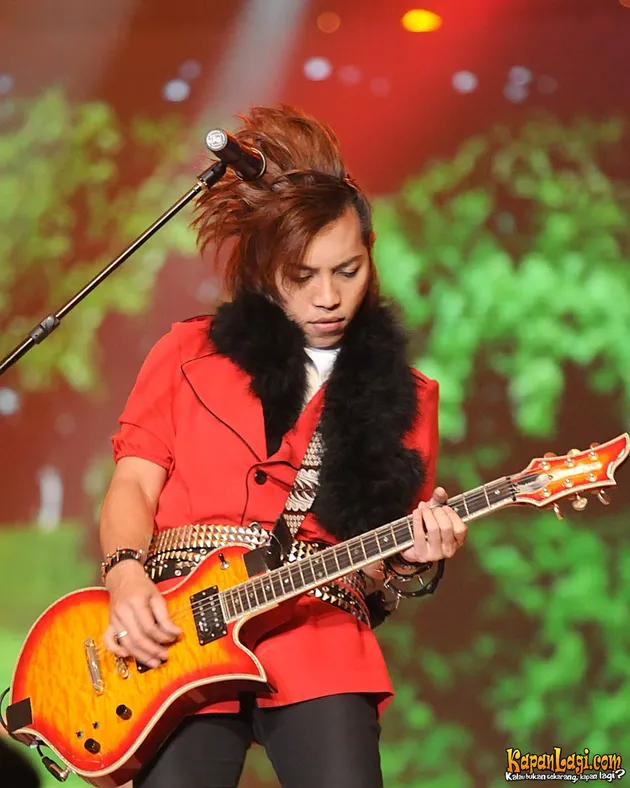 Cintaku Kesandung Mami