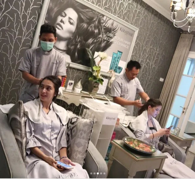 Nabila Syakieb, Mikhaila Patriz