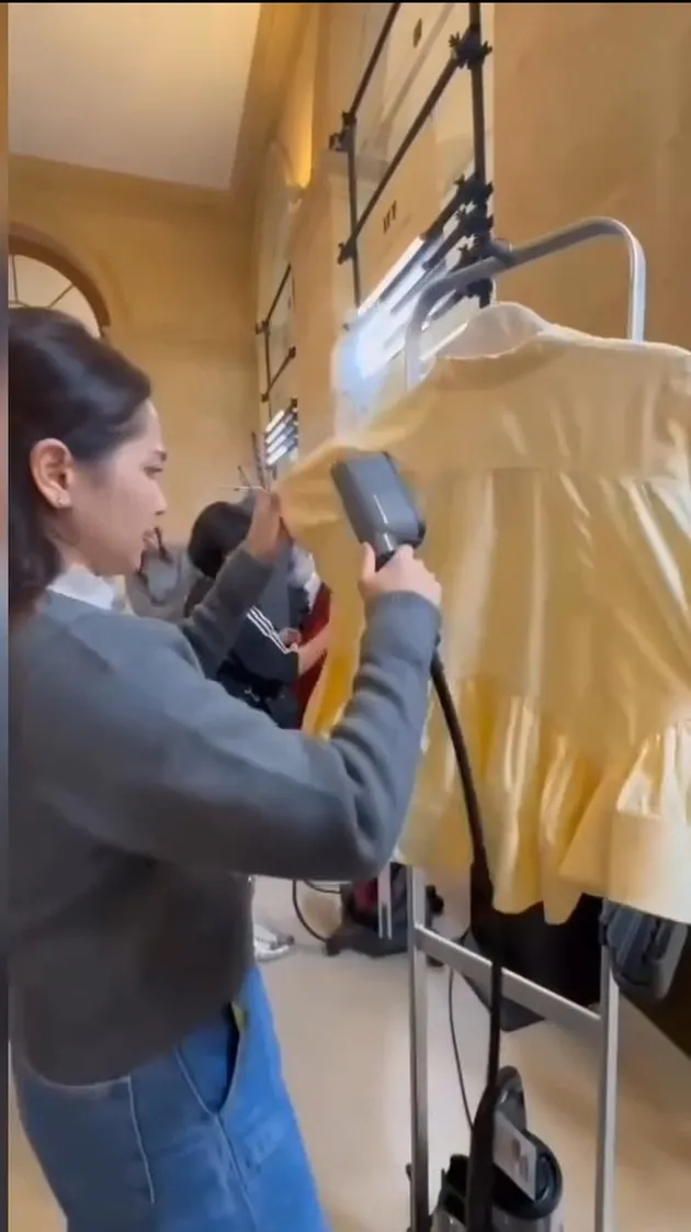 Nagita Slavina Akui Suka Setrika Baju