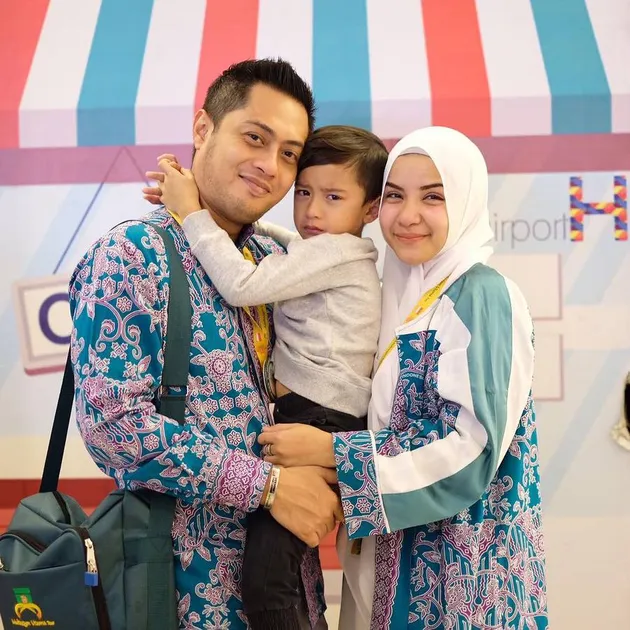 ferry ardiansyah dan tasya nur medina naik haji