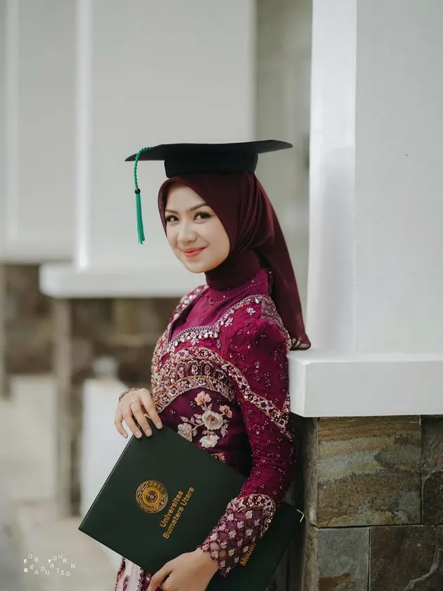 Wisuda Nashwa Zahira