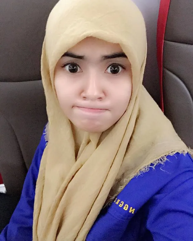 Neni Anggraeni - hijaber teknisi pesawat