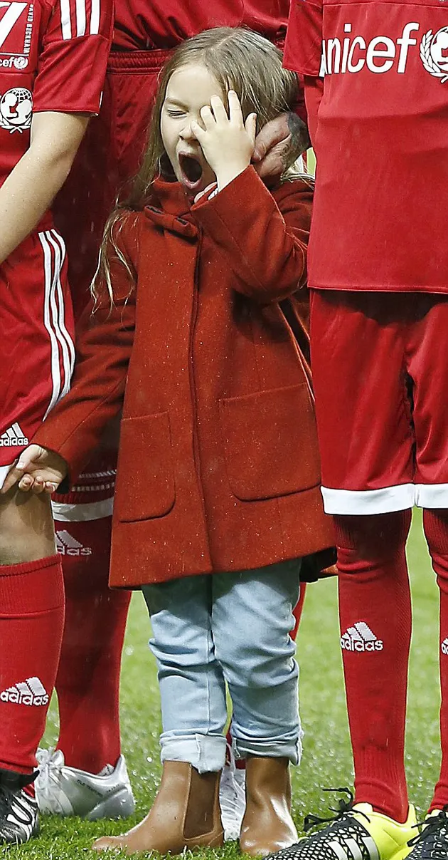 Foto-Foto Lucu Harper Beckham