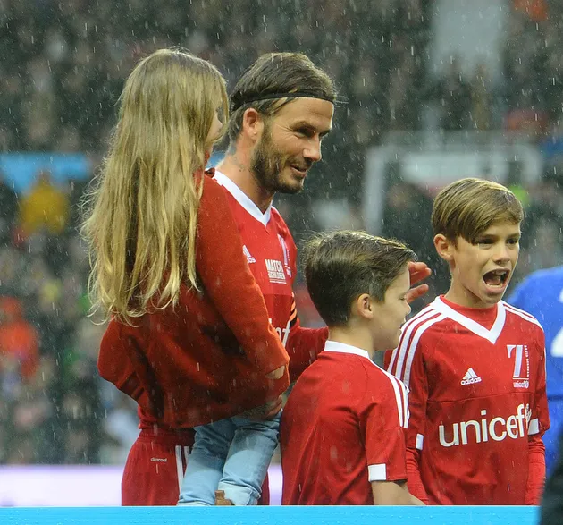 Foto-Foto Lucu Harper Beckham