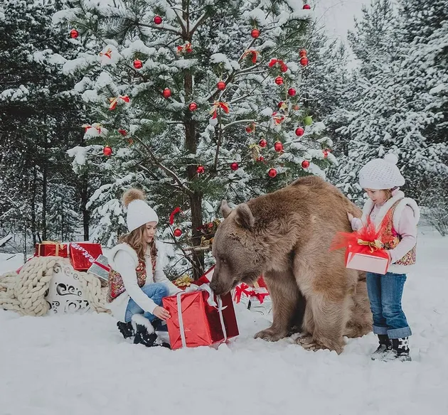 foto bersama hewan buas
