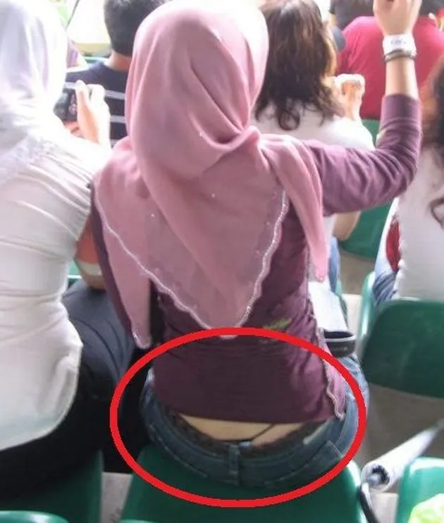 foto momen memalukan tertangkap kamera