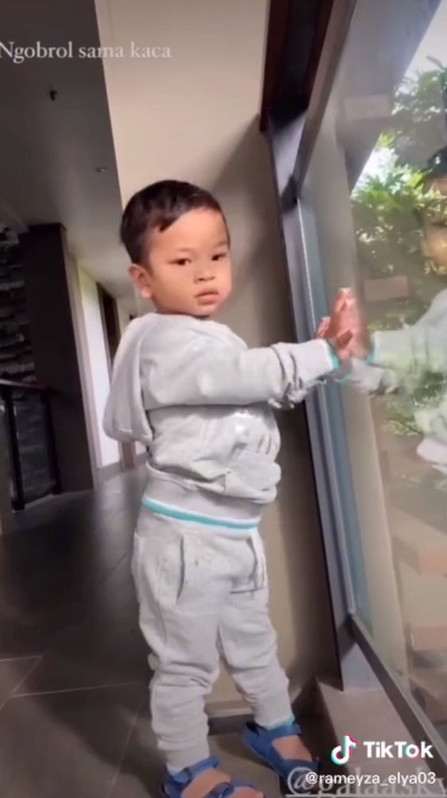 <nil>
