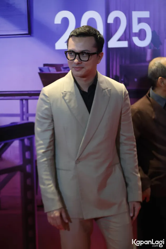 Nicholas Saputra Temukan El Putra Sarira 